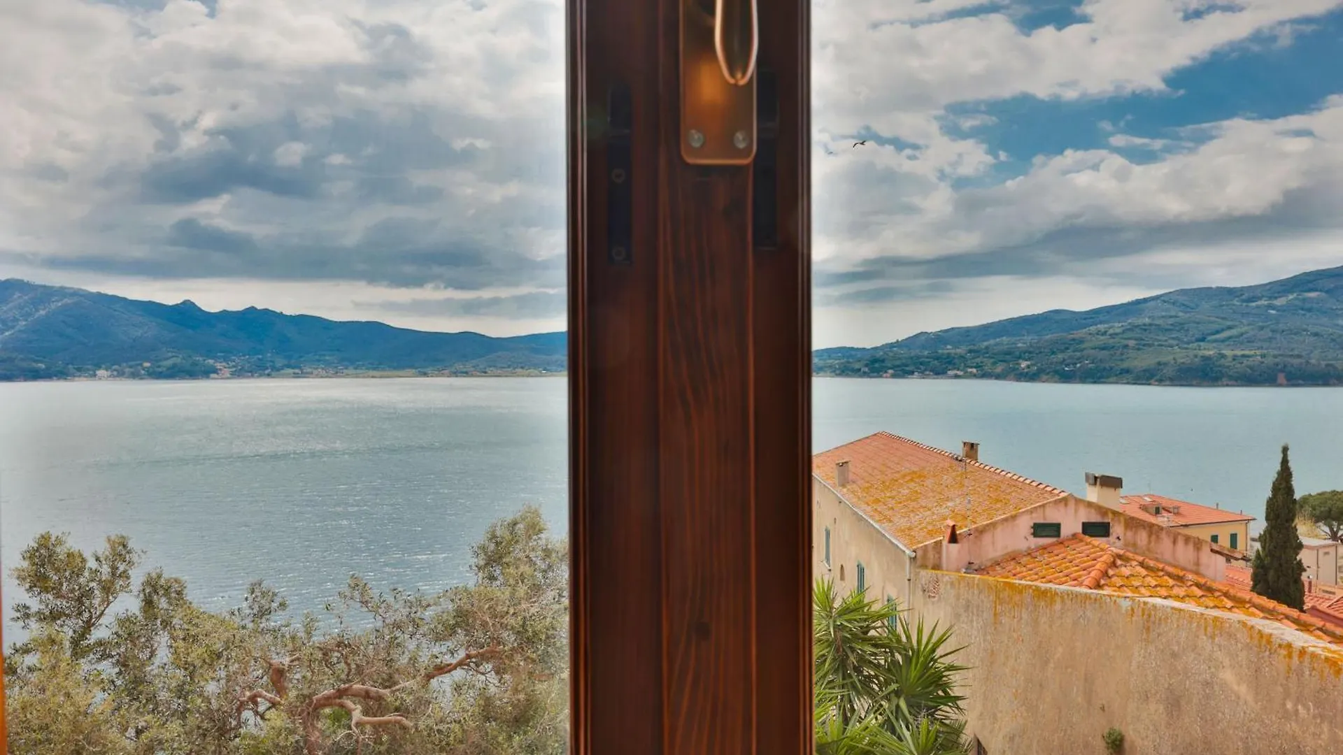 Cosmopoli - La Stella Apartment Portoferraio